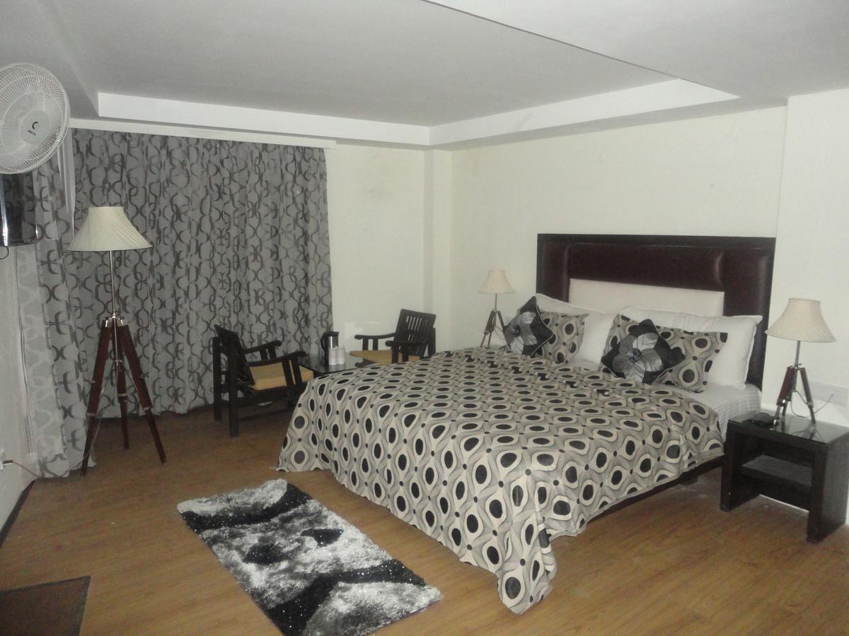 Swiss Wood Hotel Manāli Habitación foto